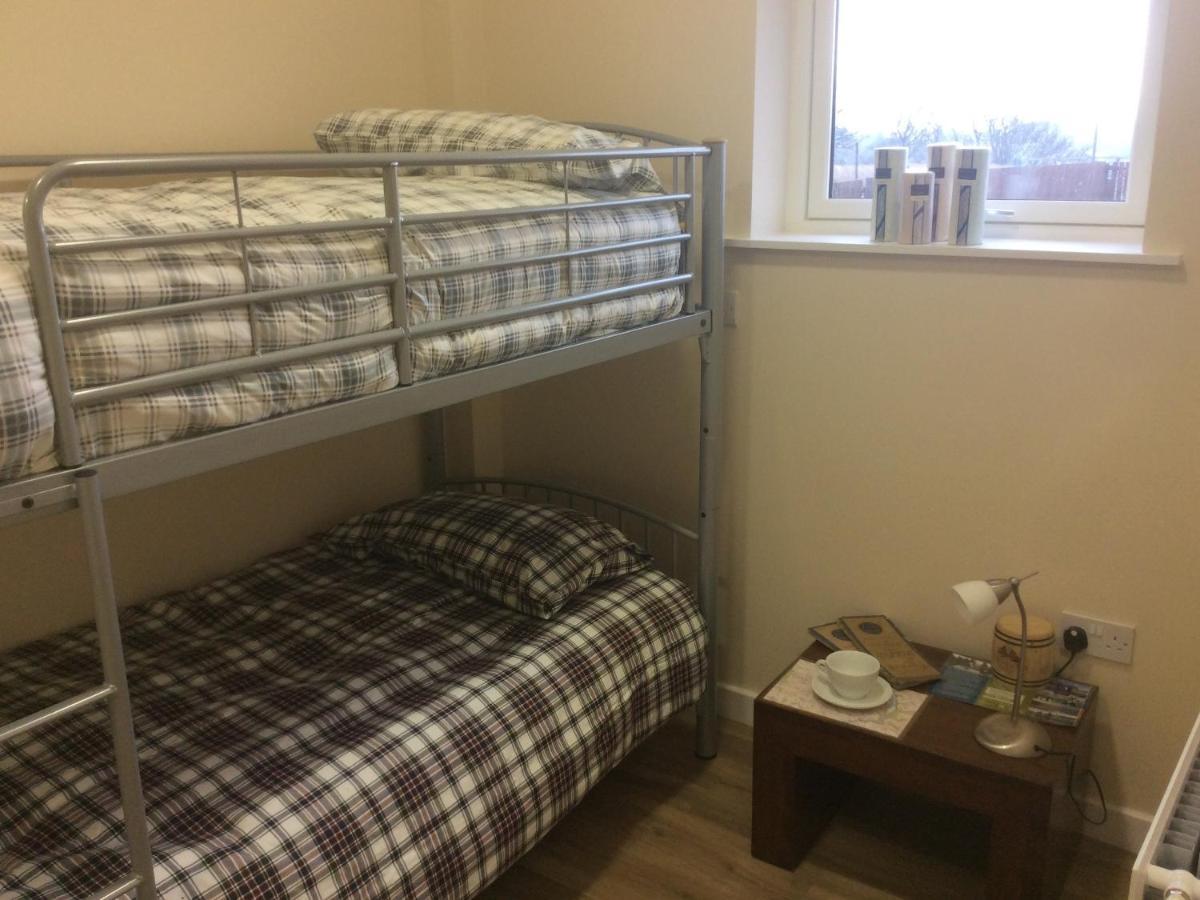 The Attic At Edenmill Hostel Blanefield Екстериор снимка