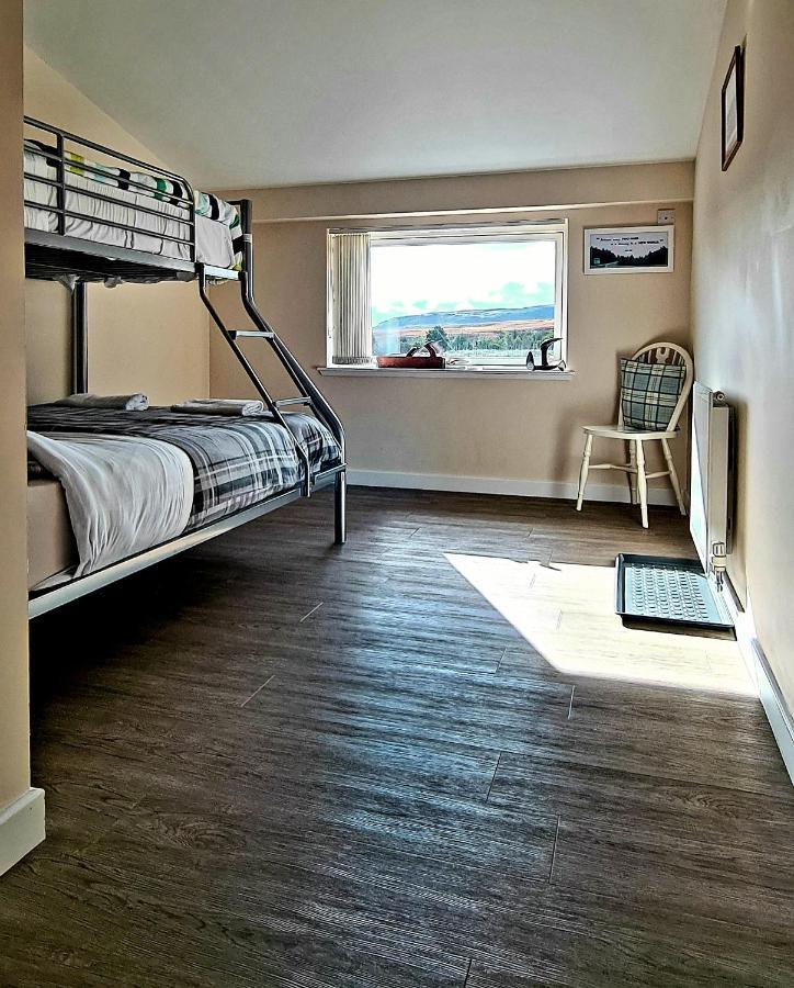 The Attic At Edenmill Hostel Blanefield Екстериор снимка